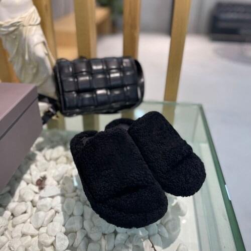 Winter Indoor Womens Slippers Luxury Brands Top Quality Open Toe Slippers Comfortable Warm Wool Slippers With Size 35-40