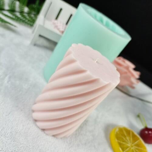 PRZY 3D Wavy cylindrical Mold Silicone Scented Candle Molds Soap Candle Mold Handmade Cake Decors Tools Clay Resin Moulds
