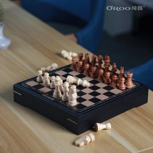Chess set folding chessboard wooden chessboard childrens mini portable chessboard childrens day birthday gift