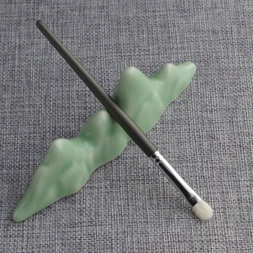 Y09 Professional Handmade Make Up Brush Medium Eye Shadow Brush Soft Saikoho Goat Hair Makeup Brushes