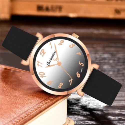 Gradient Color Dial Fashion Women Quartz Watch Casual Ladies Leather Strap Wristwatches