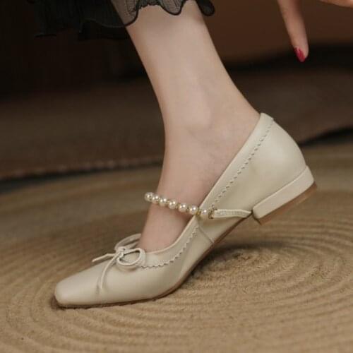 2021 Spring Soft Light Low Heels Shoes Women Genuine Leather Pearl Bowknot Shallow Solid Fashion Round Toe Shoes Female