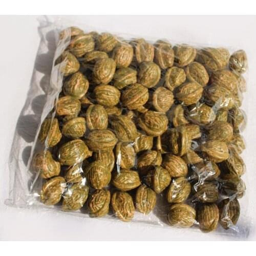 Home Artificial Walnut Food for Christmas Harvest Decoration Market Restaurant Window Display Fake Nuts Decor