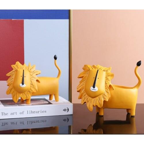 CUTE YELLOW LITTLE LION RESIN DECORATIVE SCULPTURE AFRICAN ANIMAL STATUE HOME DESKTOP ART ORNAMENTS WITH PEN HOLDER FUNCTION
