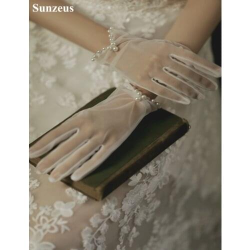 Sheer Tulle Full Finger Gloves for Bridal Wrist Length Pearls Elegant Wedding Accessories gants de mariage A2-08