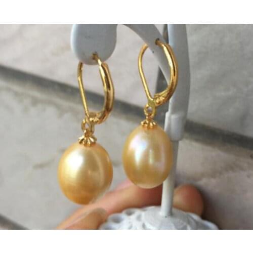 Charming 12-13mm pearl earring
