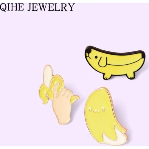 Yellow Banana Enamel Pins Fun Creative Fruit Dog Gun Peel Banana Badge Lapel Pin Wholesale Plant Jewelry Gift For Friends