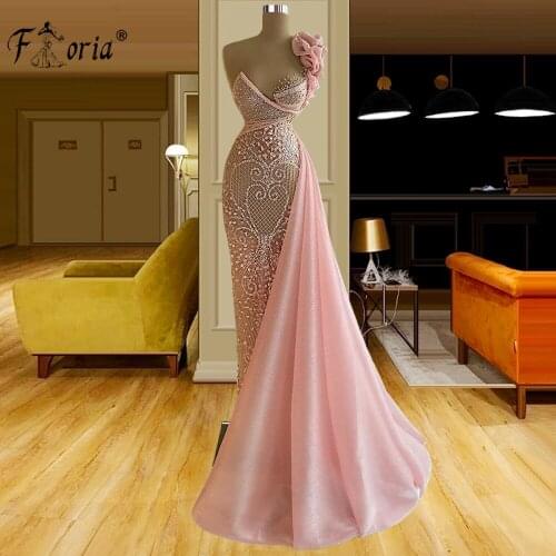 Pink Beaded Long Evening Dress Sparkly Pearls Beading Evening Gowns Arabian Sexy Mermaid Prom Dress Plus Size Robe de mariée