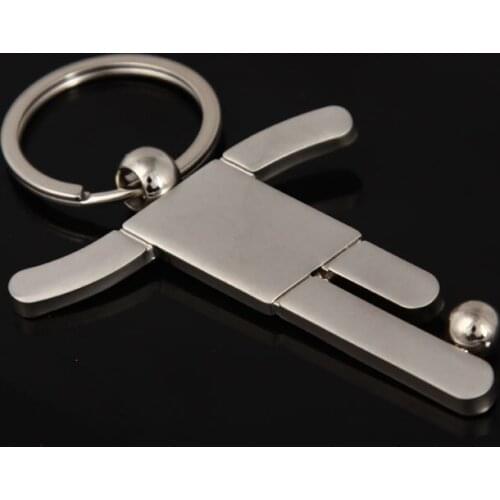 FREE SHIPPING BY DHL 200pcs/lot 2015 New Zinc Alloy Novelty Sports Keychains Metal Man Playing Football Keyrings for Gifts