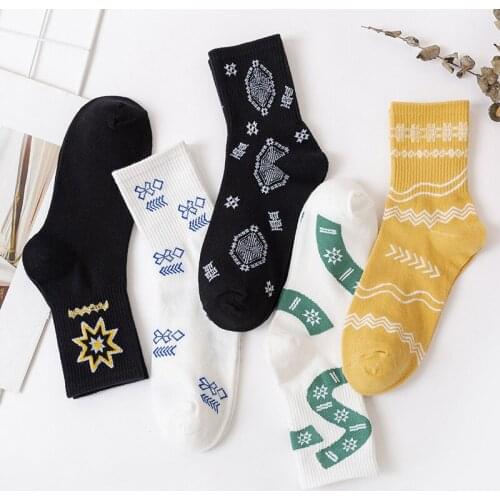Couple fashion black white socks slouch sports skateboard meias funny cute harajuku calcetas deportivas women cotton socken