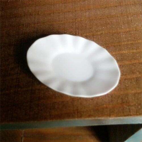 2PCS Doll Houses Plates Dishs Oval Shaped High Quality 1 12 Dollhouse Miniatures Kitchenware Mini White Kawaii Plastic Plates