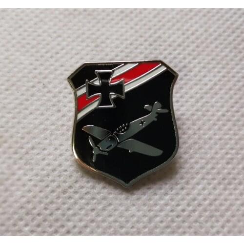 Ww2 german luftwaffe air force pin badge