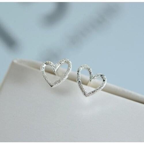 925 sterling silver fashion earrings empty frosted love heart-shaped earrings small mini Japanese Korean girls new trend jewelry