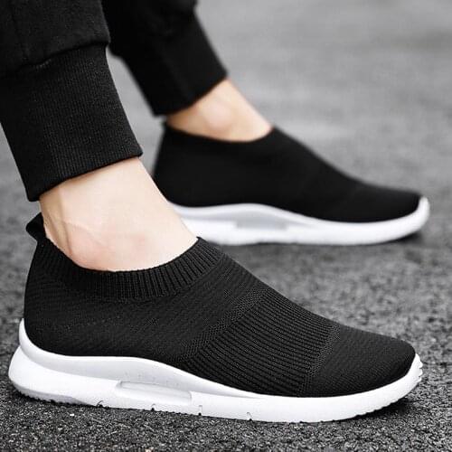 Breathable Mens Running Shoes Male Sports Shoes for Men Sport Shoes Man Summer Mens Sneakers Socks Black Sneekers Racing D-464