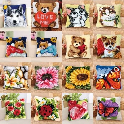 Animal Series Latch Hook Rug Mat Kits Carpet Embroidery DIY Button Pad Package Smyrna klink haak Embroidery Pillow knooppakket