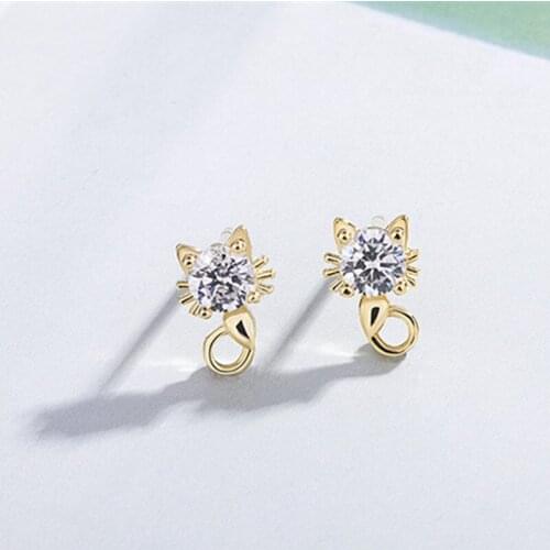 Moveon Sweet Exquisite Elf Kitty Cat Studs Earrings Gold Rhinestone Flower Wild Earrings Trinkets Jewelry Girls Friends Gift
