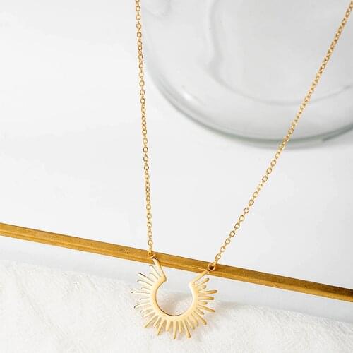 2021 Trend Gold Stainless Steel Sun Pendant Necklace Statement 18 K Metal Collar Necklace цепочка на шею женская ожерелье 2021
