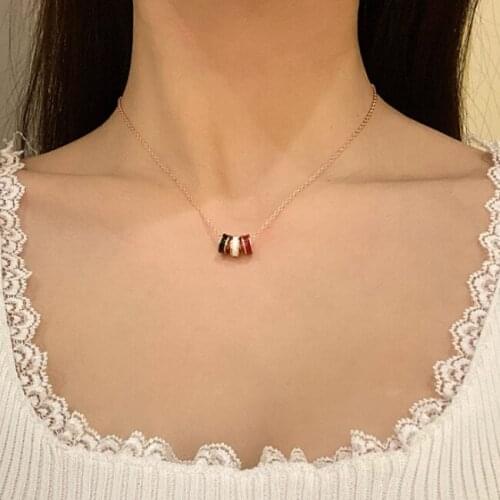 Fashionable and Simple Necklace Personality Minority Design Sense Pendant Temperament Rose Gold Choker Women Jewelry Gift