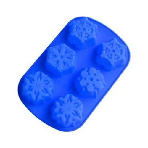 6 Cavity Even Snowflakes Silicone Cake Baking Mold