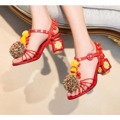Carpaton Summer Thick heels Woman Sandal Sexy Open Toe Pom Pom T-strap High Heel Shoes Bohemia Style Leather Dress Heels