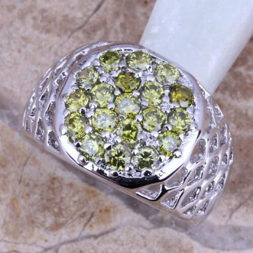 Silky Green Peridot Silver Plated Ring Size 6 / 7 / 8 / 9 R0254