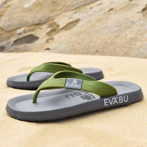 Summer Men Flip Flops Outdoor Slippers Garden Shoes Clogs Beach Sandals Mules Casual Massage Indoor Home Bathroom Slides Loafers