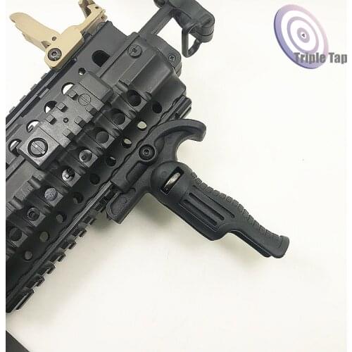 Tactical Foldable Angle Front Grip For M4 AR15 Gun Hand Grip Vertical Folding Fore Grip Holder 20mm Guide Rail Airsoft Shooting