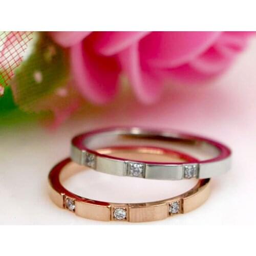 Martick Free Shipping Simple Style Ring 316L Stainless Steel With Three Clear Dazzling CZ For Lady Present Jewelry R25