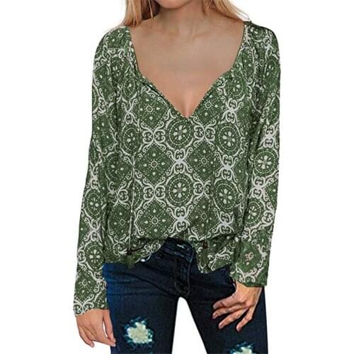 Womens Casual Tops Long Sleeve V Neck Vintage Floral Printed Chiffon Blouse Loose Shirts Cute Side Splits Flowy top Clothes