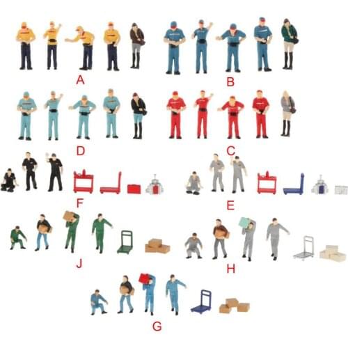 1:64 Scenes Tiny Figures Plastic Gas Station Character Toys Diorama Scenery Resin Model Movie Character Doll Layout Accessories