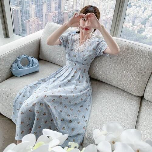 Sweet Floral Print Lace Woman Dress V Neck Hollow Out Petal Sleeve Ruffles Slim Waist Women Dress Summer Girls Long Dress 2021