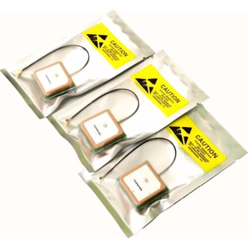 3PCS for IOT M2M GNSS GPS antenna 28dB High Gain ceramic patch internal GPS GLONAS antenna 1575.42MHZ 28*28*7.2mm IPX connector
