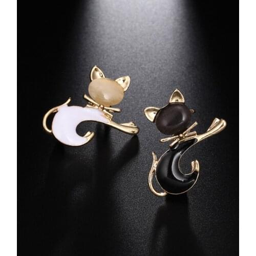 White Black Stretching Cat Brooches Women Alloy Rhinestone Bowknot Cat Animal Brooch Pins Gifts