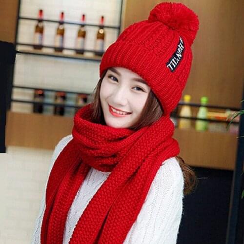 Korean version of velvet padded hat and scarf set 2020 autumn and winter outdoor warmth padded woolen hat ladies outing riding p