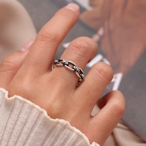 UMKA Retro Sliver Color Ring Hollow Out Pattern Design Finger Rings Adjustable Size Jewelry 2021