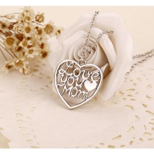 Lucky Letter Love heart I love you mom moms day gift Pendant Necklace hollow English alphabet Affection jesus necklace Jewelry