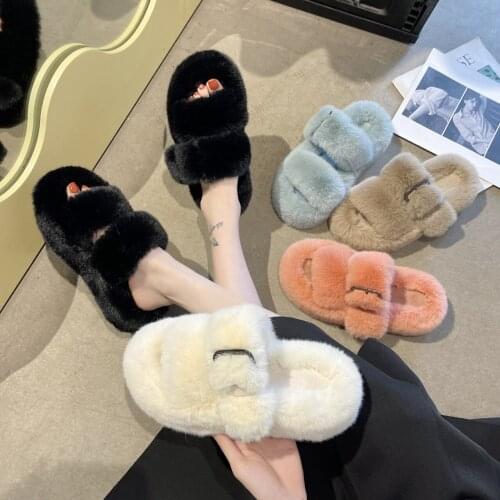 Winter New Women Slippers Fashion Plush Peep Toe Warm Thick Soled Women Woolen Slippers Comfortable Metal Button Woolen Slippers