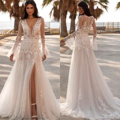 Boho Lace Wedding Dress Beach Side Slit Bridal Dress V-Neck Sweep Train Flare Sleeve Bohemian Vestidos De Noiva Свадебное Платье