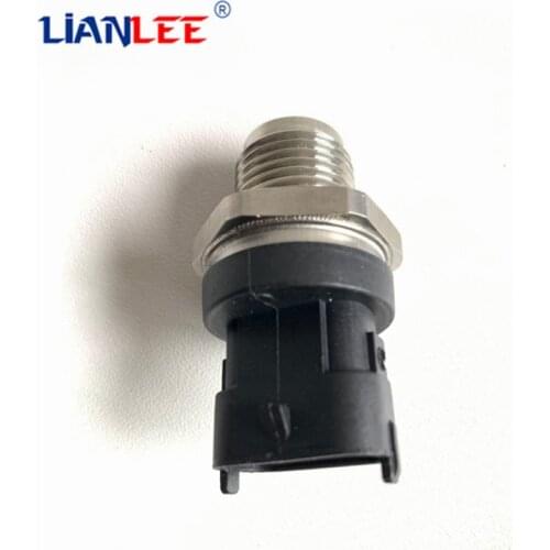 Fuel Rail Pressure Sensor 0281002903 0281002425 0281006425 55207677 3974092 0281002937 0281002706 504247741 For IVECO OPEL