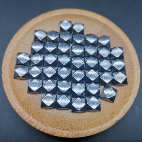 8MM Three-dimensional Square Studs Gun Metal Hotfix Rhinestones Garment Alloy Punk Pyramids Decorative Studs For Clothing