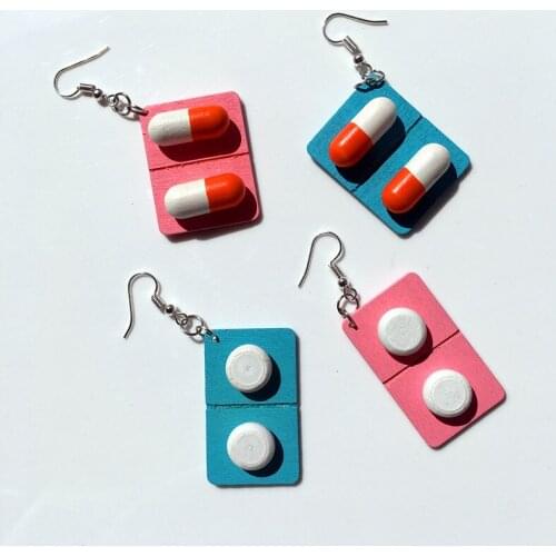 2018 new earrings lovely girl heart wooden capsule pills funny exaggerated ear hook ear clip