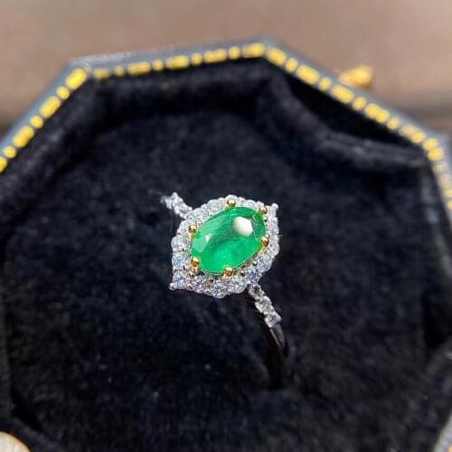 Womens new ring natural emerald ring 925 silver simple design fresh and lovely style 4MM*6MM
