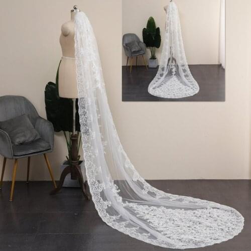 Scattered Lace Bridal Veil,1 tier Elegant Bridal Wedding,Cathedral Veil,Chapel Veil,Waltz Veil,wedding veil with comb,Floral wed