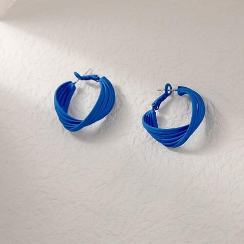 SRCOI Blue Spray Painted Metal Twisted Multilayer Hoops Earrings Women Minimalist Multiple Rows Line Circle Round Earrings New