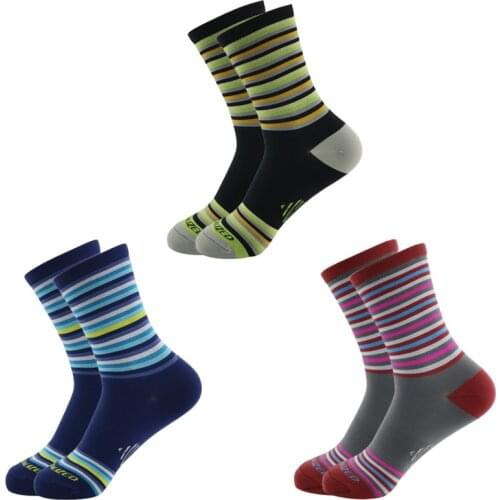 2 Pairs High Quality New Cotton Socks Men Outdoor Socks Sports Socks Basketball Socks Riding Socks