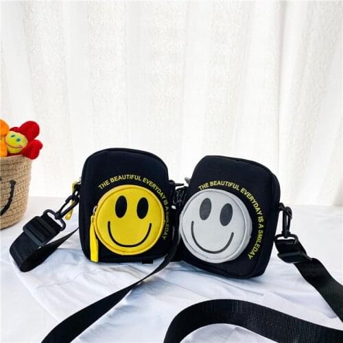 Outdoor Travel Backpack Trend Childrens School Bag Boys Messenger Funny Smiley Face Shoulder Bag Cute Baby Canvas Messenger Bag