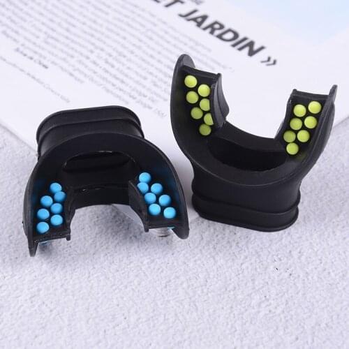 Scuba Diving Silicone Tab Replacement Regulator Snorkel Fit Mouth Piece 2 Colors 1PCS