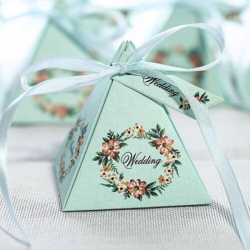 50pcs/lot Light Blue/Pink/Purple Flower Garland Wedding Candy Box With Ribbon Card DIY Special Candy Gift Box Party Supplies