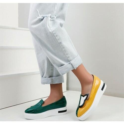 2021 New Wedge Shoes For Women Slip On Leather Shoes Causal Fashion Ladies Shoes Big Size 43