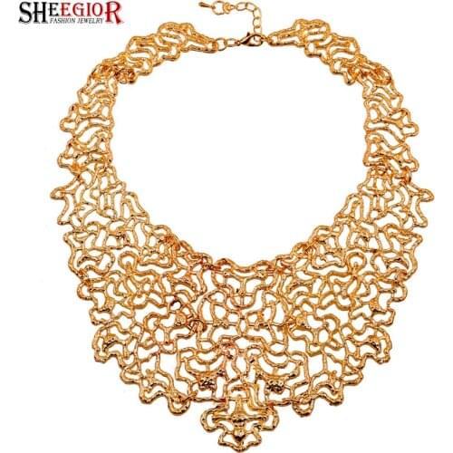 SHEEGIOR Gold Chain False Collar Big Necklace Women Accessories Hyperbole Hollow Pattern Chokers Necklaces Bijoux Femme Jewelry